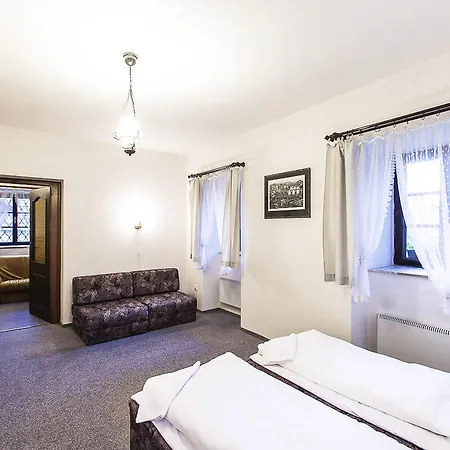 招待所 伍德翁查普旅馆 3*